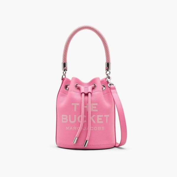 THE LEATHER BUCKET BAG