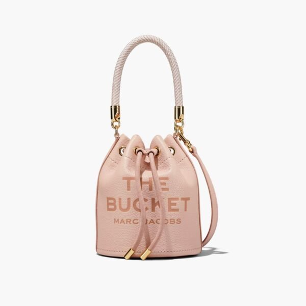 THE LEATHER BUCKET BAG