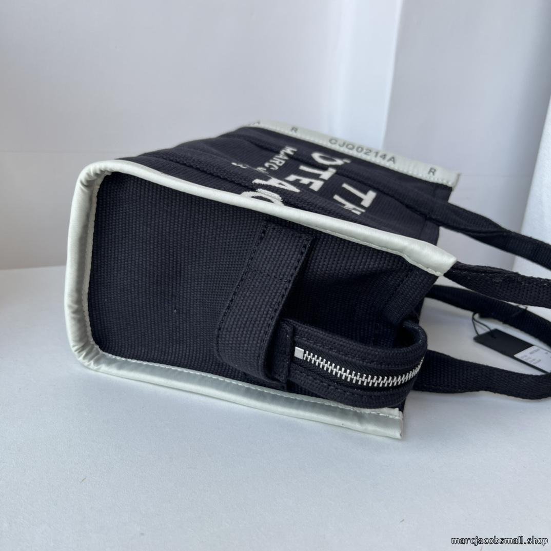 THE JACQUARD MEDIUM TOTE BAG