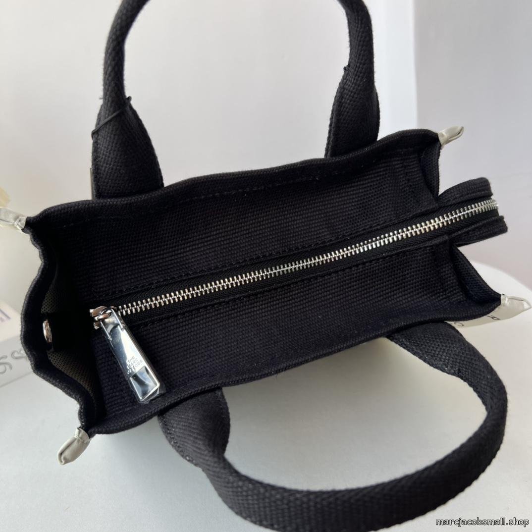 THE JACQUARD MEDIUM TOTE BAG